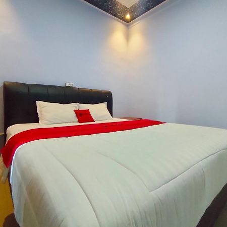 Reddoorz Syariah Near Stasiun Wates Hotel Wates  Buitenkant foto
