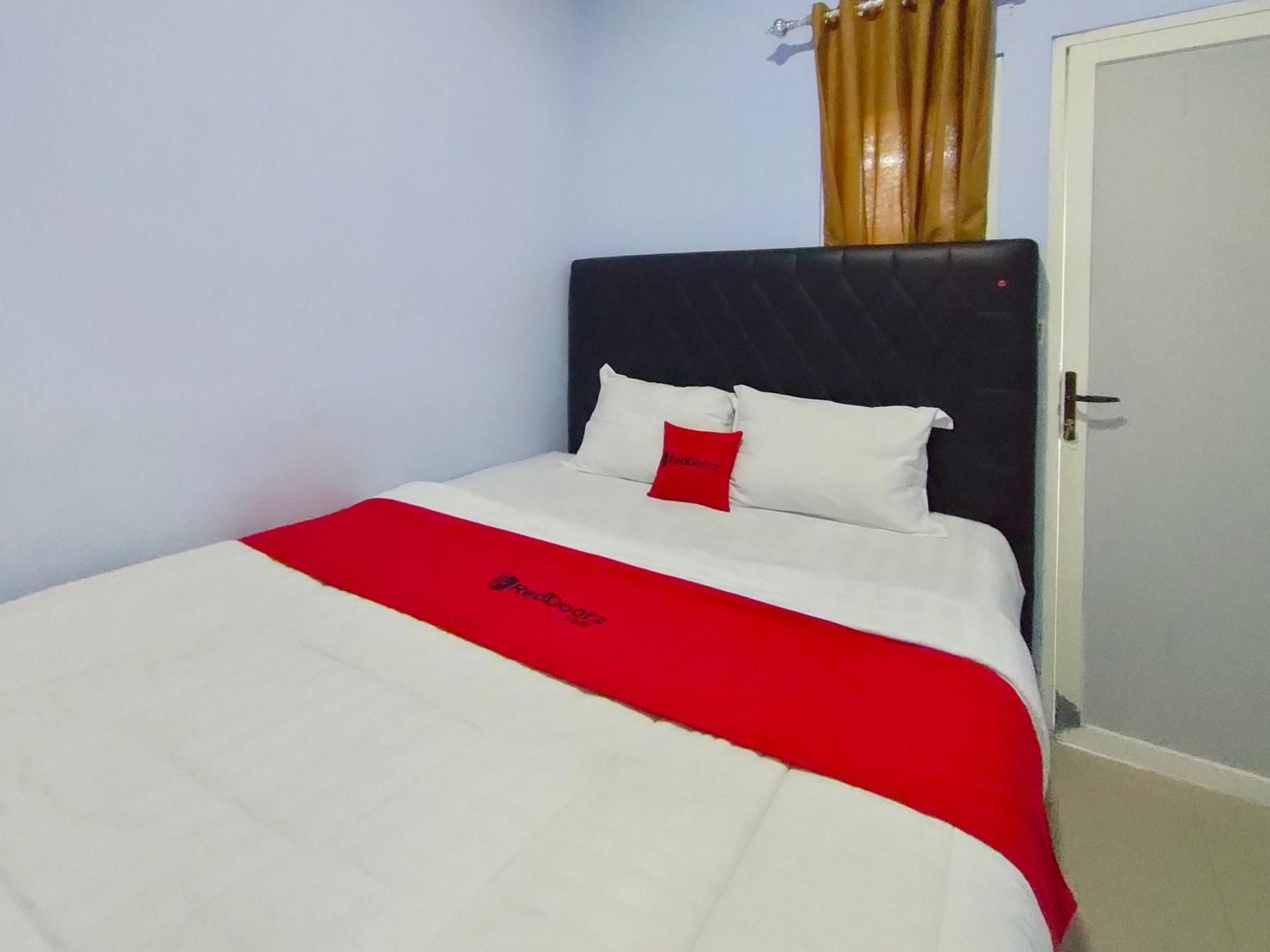 Reddoorz Syariah Near Stasiun Wates Hotel Wates  Buitenkant foto