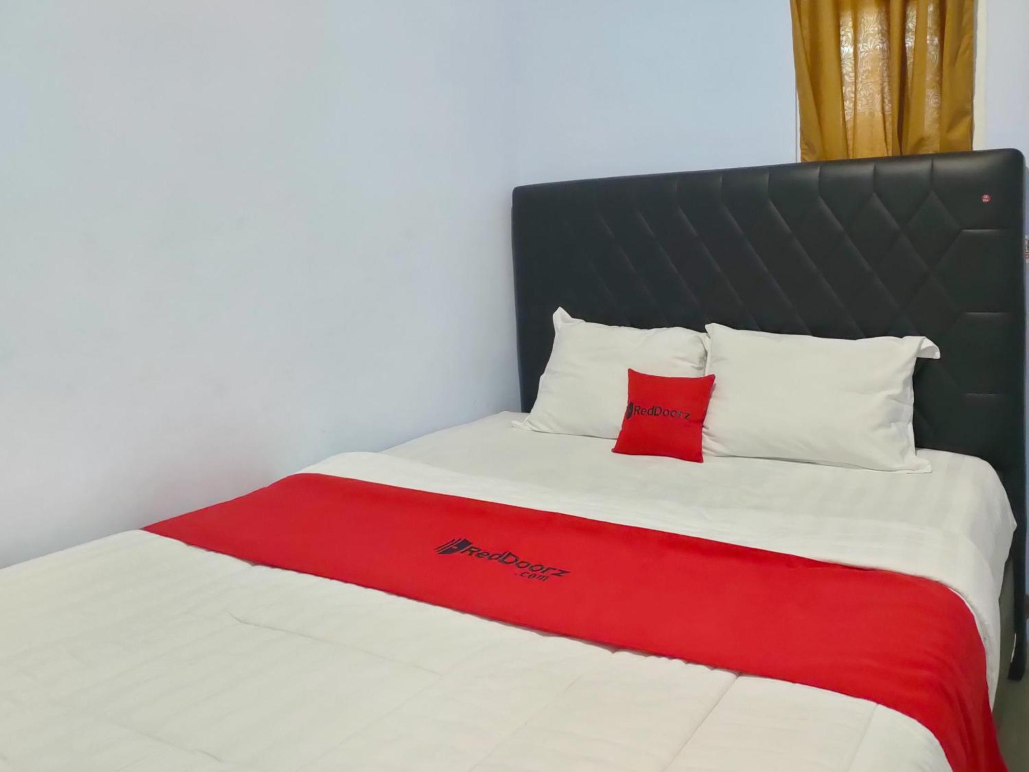 Reddoorz Syariah Near Stasiun Wates Hotel Wates  Buitenkant foto