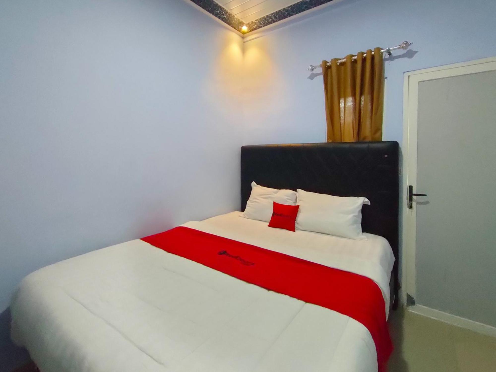 Reddoorz Syariah Near Stasiun Wates Hotel Wates  Buitenkant foto