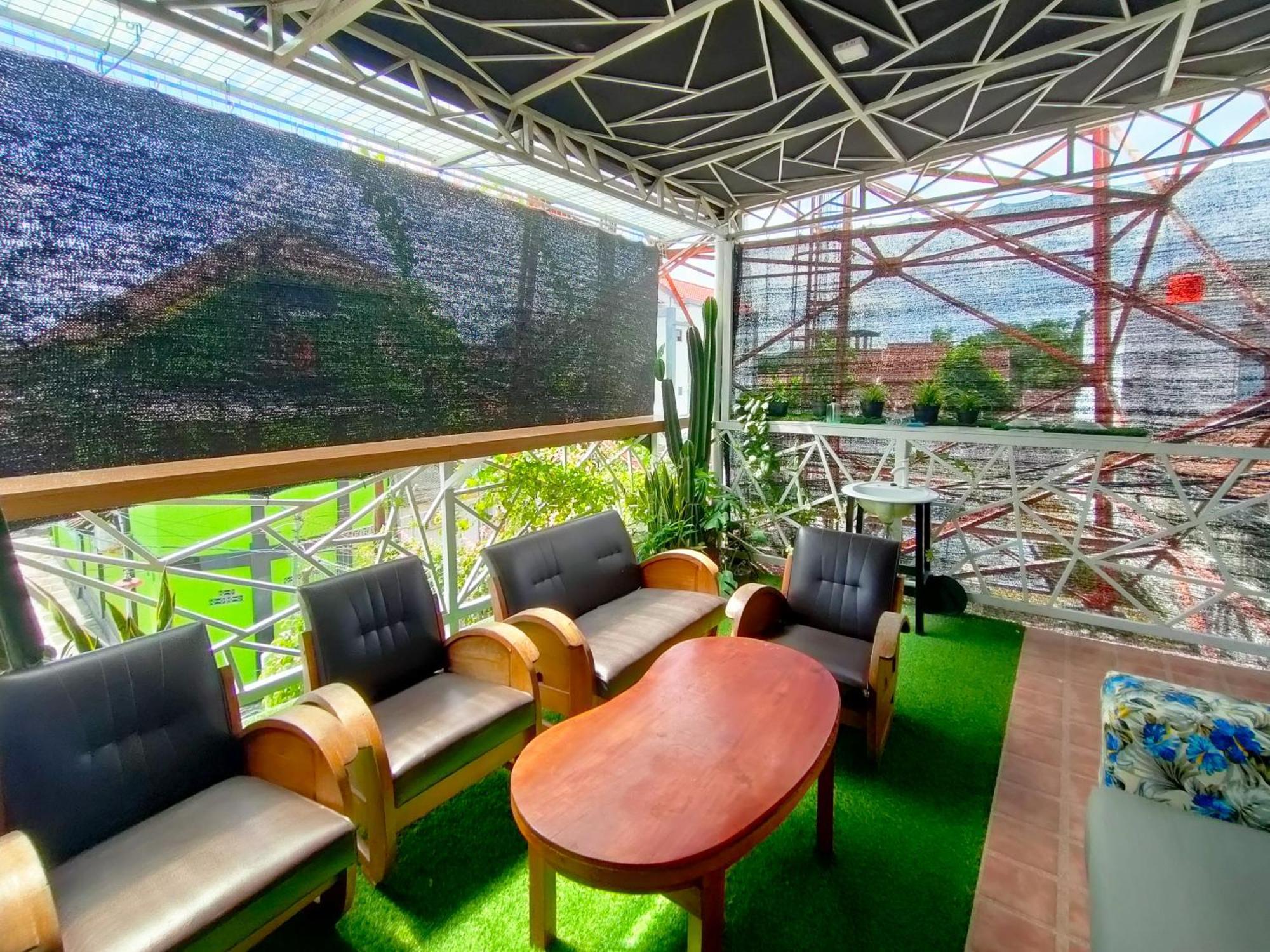 Reddoorz Syariah Near Stasiun Wates Hotel Wates  Buitenkant foto